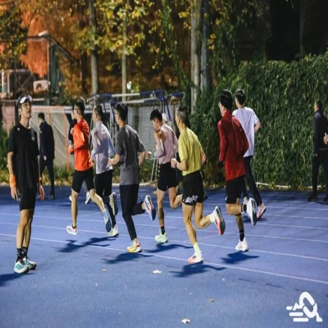 覃海洋蛙王归来震撼泳坛
